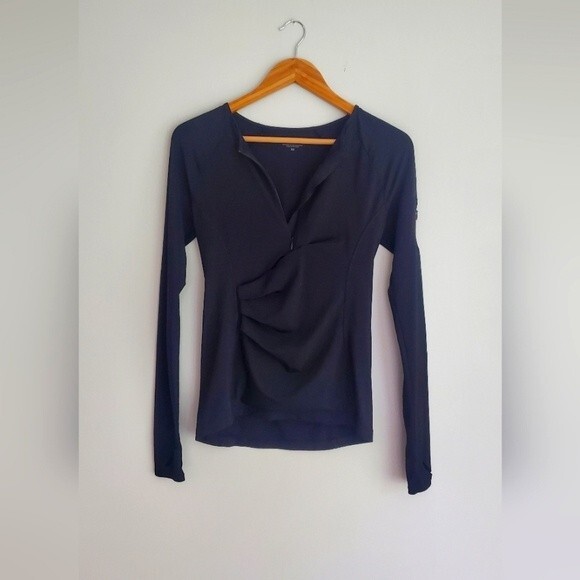 Athleta quarter zip long sleeve light active wear athletic top size XS - Picture 2 of 12